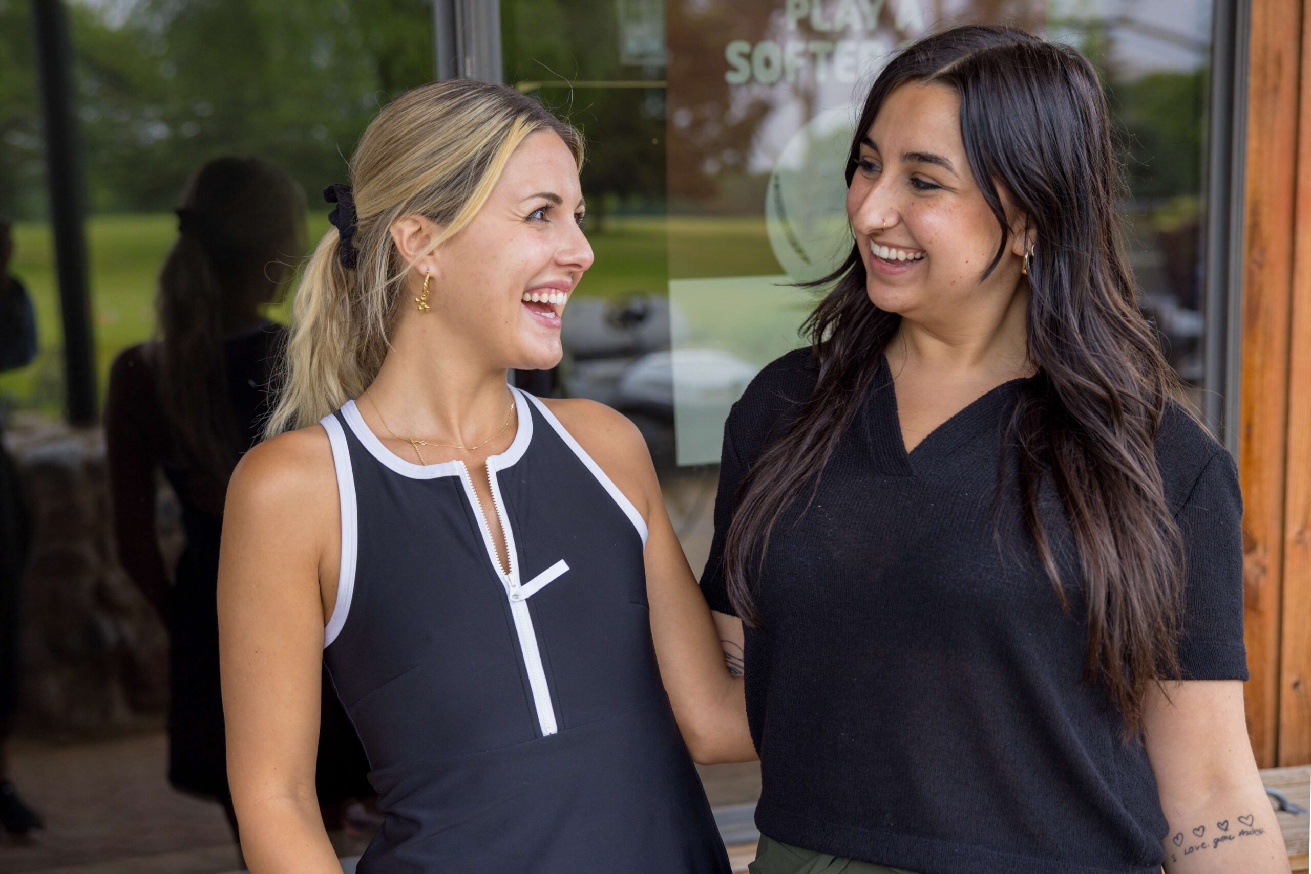 256-0V1A7727